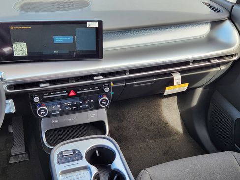 New 2026 Hyundai Ioniq 9 SE AWD/4WD image 20