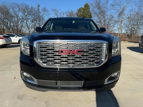Used 2018 GMC Yukon Denali w/ Open Road Package image 2