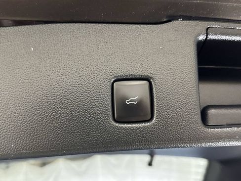 Used 2023 Ford Escape ST-Line w/ Tech Pack #1 FWD image 24