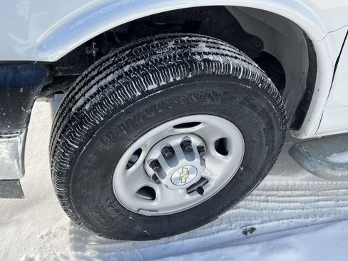 Used 2024 Chevrolet Express 2500 w/ Driver Convenience Package image 27