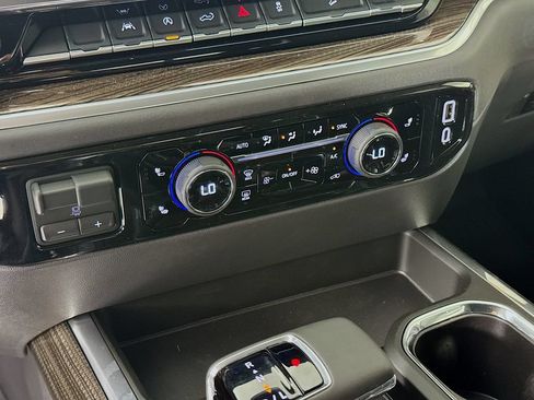 New 2026 Chevrolet Silverado 1500 LT Trail Boss w/ Convenience Package II AWD/4WD image 18