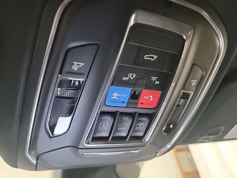 New 2025 Jeep Grand Cherokee L Summit image 21