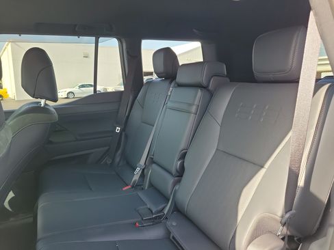 Used 2026 Lexus GX 550 AWD/4WD image 10