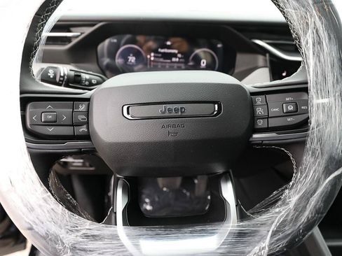 New 2026 Jeep Cherokee Limited AWD/4WD image 13