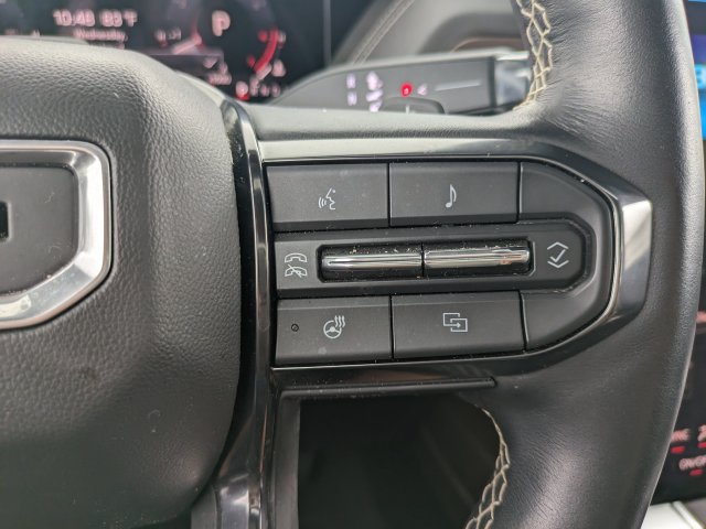 Used 2025 GMC Yukon Denali Ultimate AWD/4WD image 26