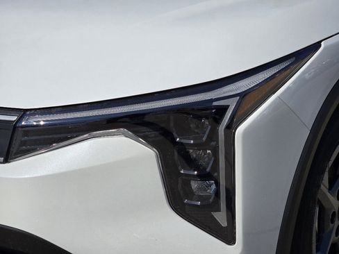 New 2026 Kia K4 LXS image 6