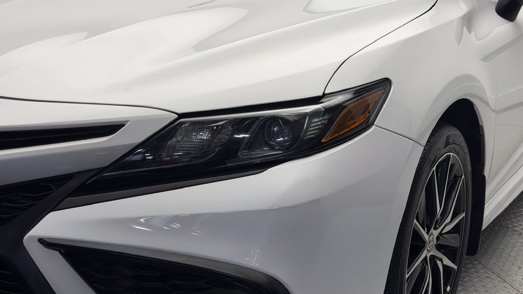 Certified 2024 Toyota Camry SE w/ Cold Weather Package FWD image 3