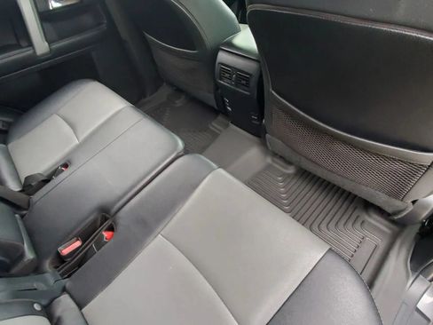 Used 2019 Toyota 4Runner SR5 Premium AWD/4WD image 37
