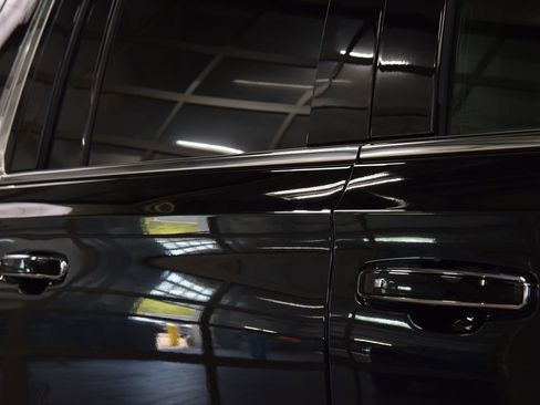 Used 2024 GMC Yukon XL Denali w/ Max Trailering Package image 19