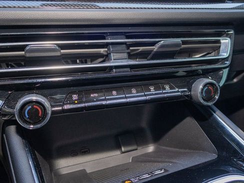 Certified 2026 Chevrolet Traverse High Country w/ LPO, Floor Liner Package image 22