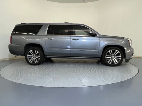 Used 2020 GMC Yukon XL Denali w/ Denali Ultimate Package image 7
