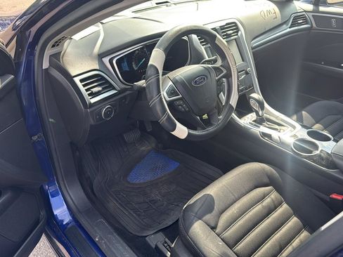 Used 2013 Ford Fusion SE FWD image 9