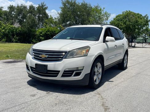 Used 2014 Chevrolet Traverse LTZ AWD/4WD image 4