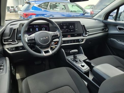 Certified 2023 Kia Sportage LX FWD image 11