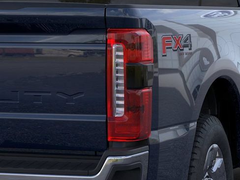 Used 2025 Ford F250 Lariat w/ Chrome Package AWD/4WD image 21