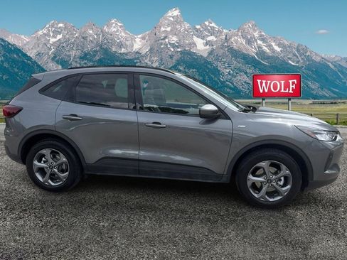 Used 2025 Ford Escape ST-Line Select AWD/4WD image 4