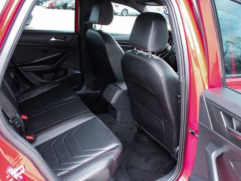 Used 2019 Volkswagen Jetta GLI Autobahn image 33