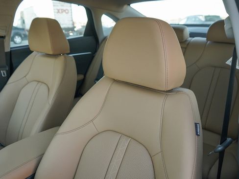 New 2025 Hyundai Sonata Limited image 17