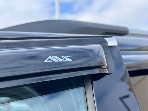 Used 2018 GMC Acadia SLE w/ Driver Alert Package I image 9