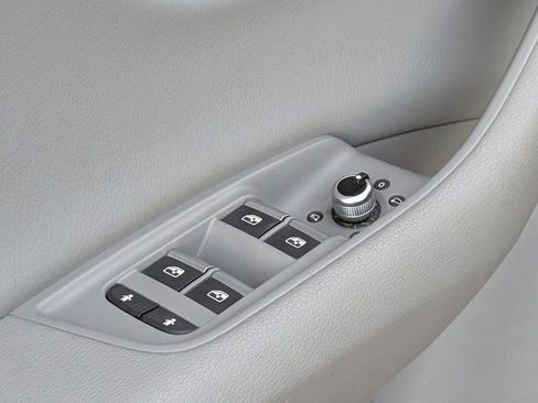 Used 2019 Audi Q7 3.0T Premium Plus w/ Premium Plus Package image 20