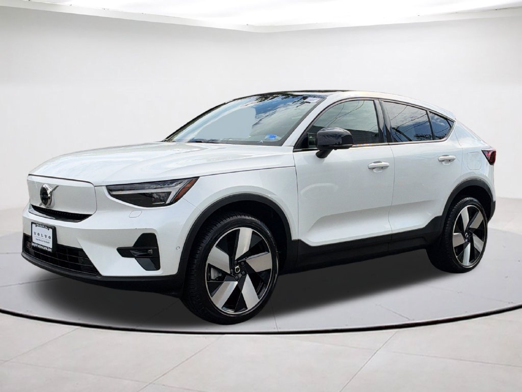 Certified 2023 Volvo C40 P8 Recharge Ultimate w/ Protection Package Premier AWD/4WD image 1