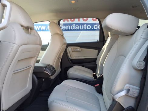 Used 2012 Chevrolet Traverse LTZ image 12