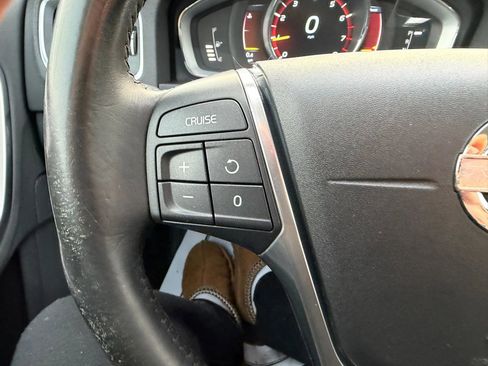 Used 2016 Volvo S60 T5 Premier image 26