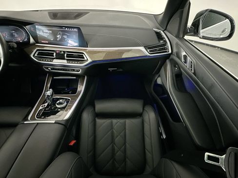 Used 2023 BMW X5 xDrive40i w/ Executive Package AWD/4WD image 11