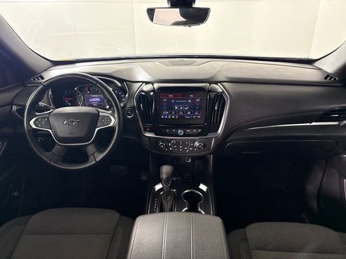 Used 2023 Chevrolet Traverse LT FWD image 44