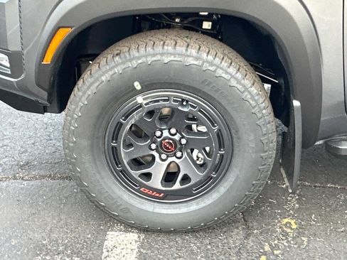 New 2026 Nissan Frontier PRO-4X w/ Pro Premium Package AWD/4WD image 10