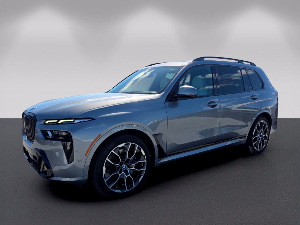 Certified 2024 BMW X7 xDrive40i w/ Executive Package AWD/4WD image 8