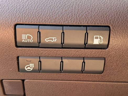 Used 2020 Lexus RX 450h AWD w/ Premium Package image 23