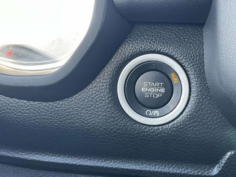 Used 2023 RAM 1500 Laramie image 34