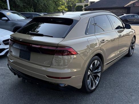 Used 2024 Audi Q8 Prestige w/ Prestige Package AWD/4WD image 18