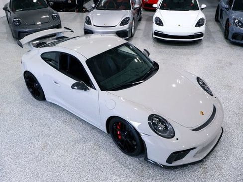 Used 2018 Porsche 911 GT3 w/ Sport Chrono Package RWD image 10