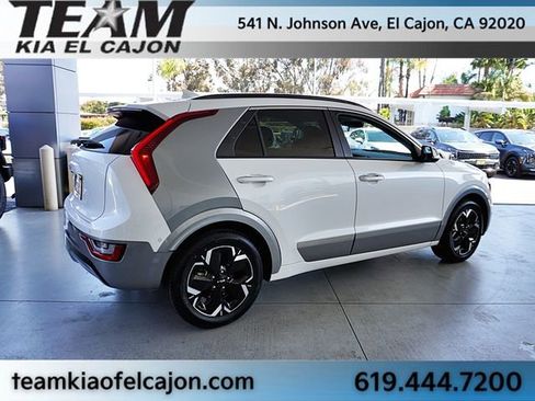 Certified 2023 Kia Niro Wave FWD image 8