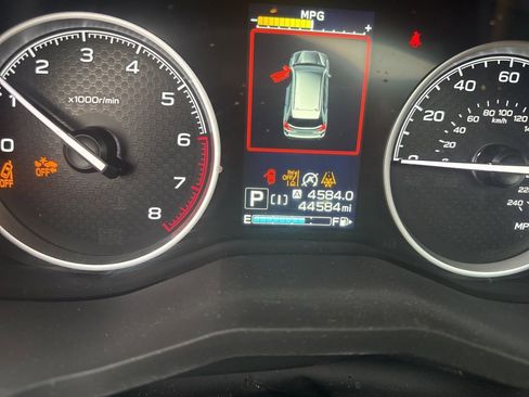 Used 2024 Subaru Forester Premium image 9