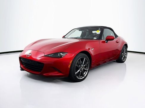Used 2016 MAZDA MX-5 Miata Grand Touring image 3