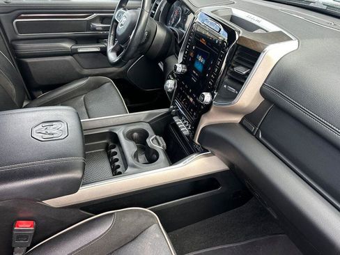 Used 2022 RAM 1500 Laramie AWD/4WD image 15