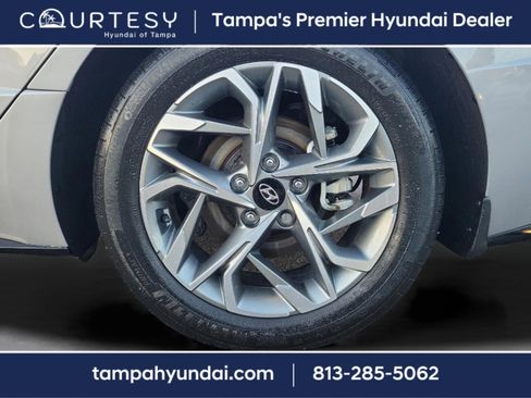 Certified 2023 Hyundai Sonata SEL w/ Convenience Package image 5