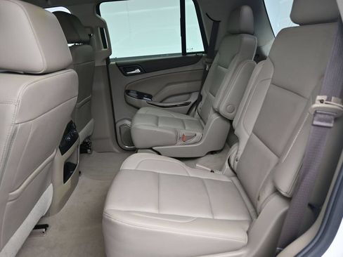 Used 2020 GMC Yukon SLT RWD image 13