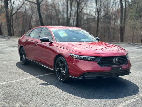 Used 2024 Honda Accord Sport image 8