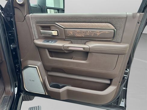 New 2026 RAM 3500 Longhorn image 34