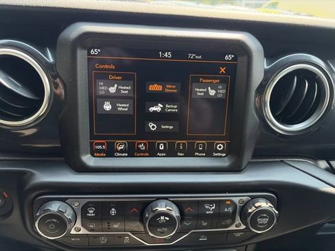 Certified 2022 Jeep Wrangler Unlimited Sahara AWD/4WD image 21