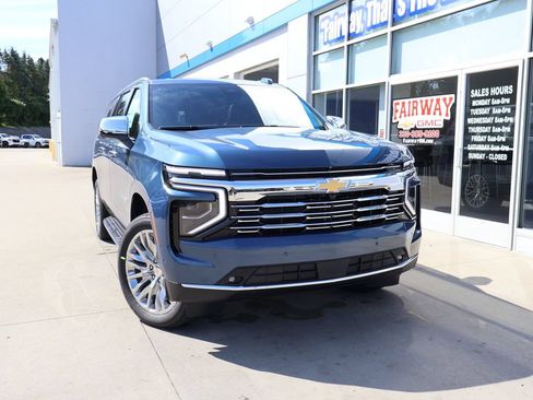 New 2026 Chevrolet Suburban Premier AWD/4WD image 50