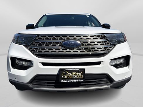Used 2023 Ford Explorer Limited AWD/4WD image 10