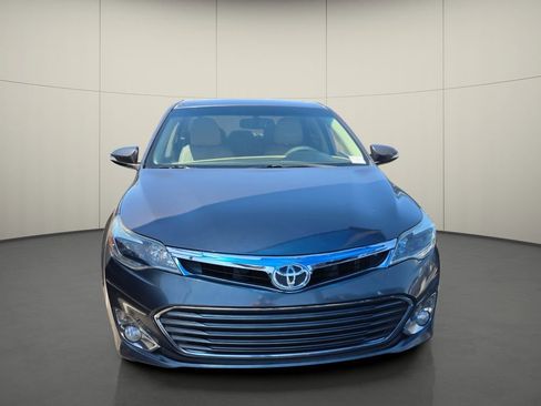 Used 2015 Toyota Avalon XLE Touring FWD image 2