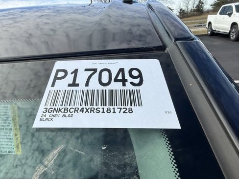 Used 2024 Chevrolet Blazer LT w/ Convenience Package image 12