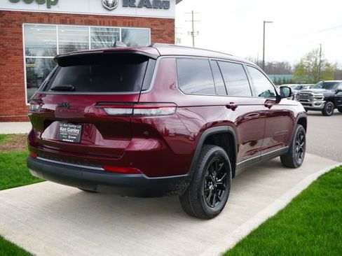 New 2026 Jeep Grand Cherokee L 4WD image 37