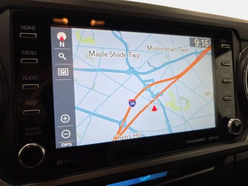 Used 2023 Toyota Tacoma TRD Sport image 21